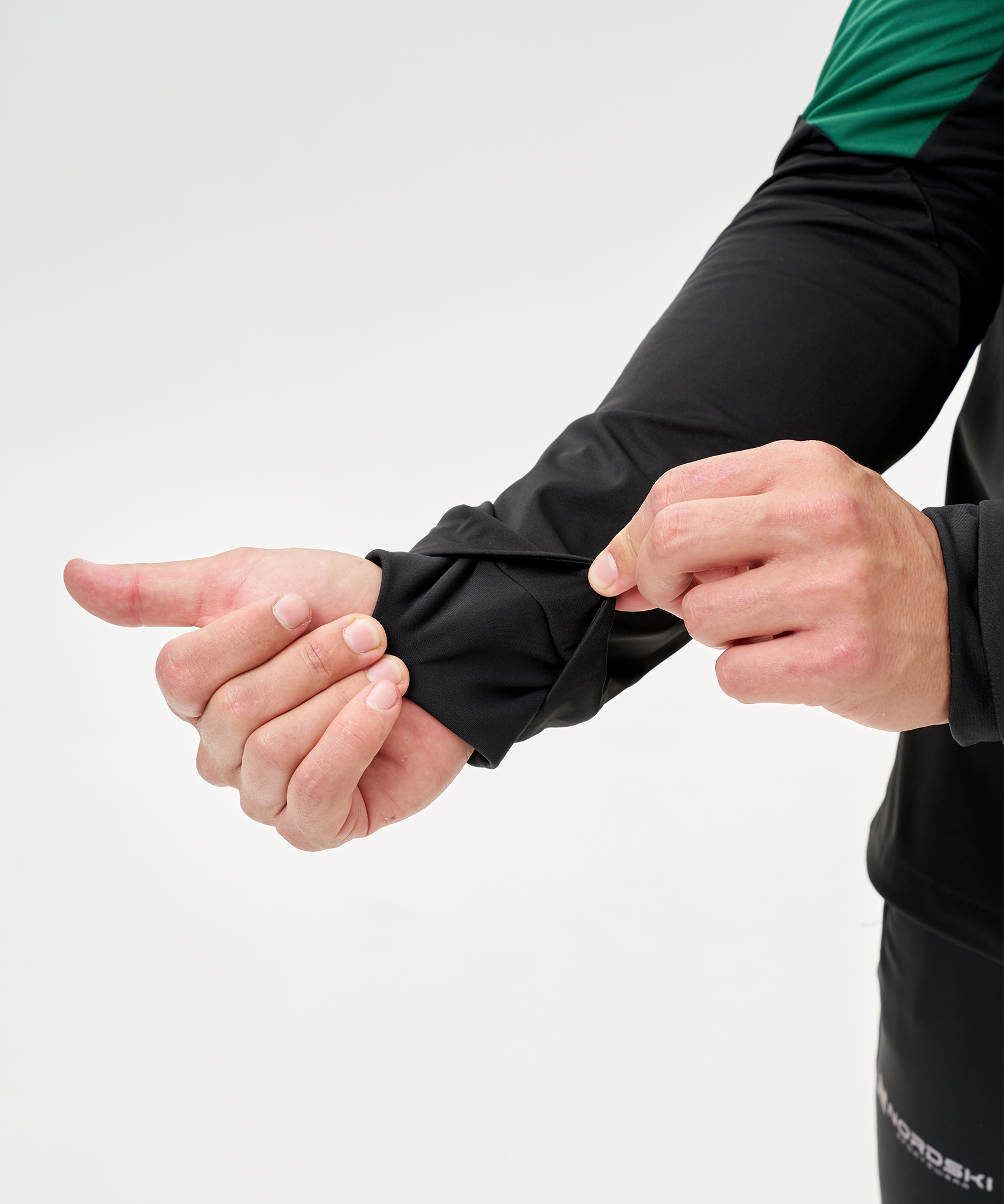 Тренировочная куртка Nordski PRO TOUR HOOD Alpine Green/Black